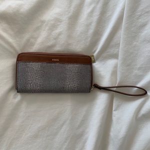 Fossil wallet